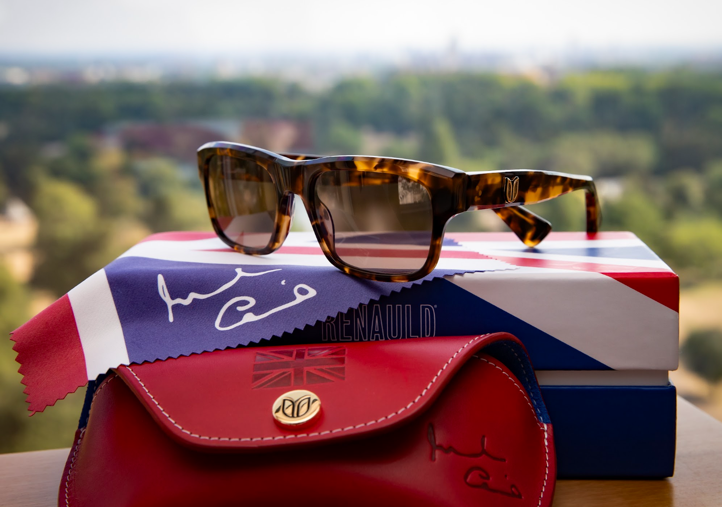 THE MICHAEL CAINE - EDITON - TORTOISESHELL
