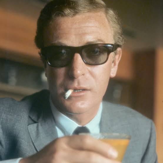 THE MICHAEL CAINE - ORIGIN KEEPSAKE - PIANO BLACK